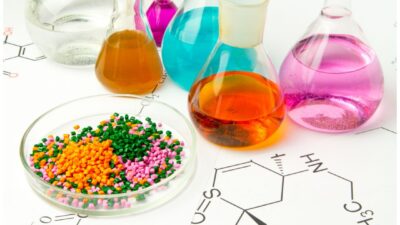 Manfaat dan Efek Samping Bahan Kimia dalam Kehidupan Sehari-hari